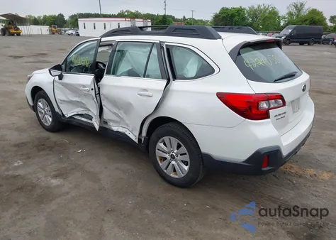 2018 Subaru Outback 2.5I z USA, uszkodzony, nr VIN 4S4BSAAC7J3373467